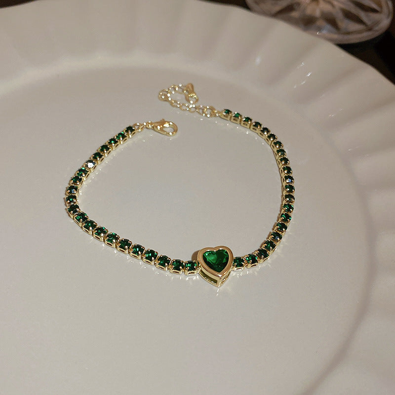 Pearlora™Golden Heart Pearl Bracelet | A Timeless Symbol of Love