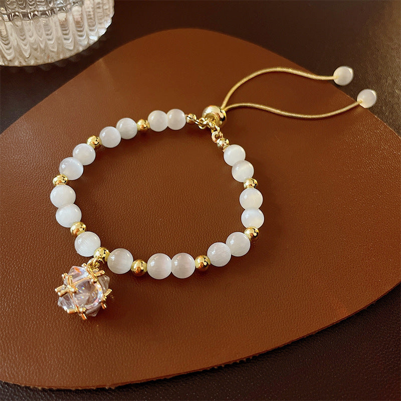 Pearlora™Golden Heart Pearl Bracelet | A Timeless Symbol of Love