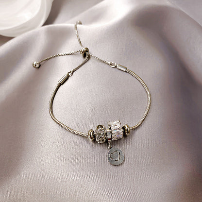 Pearlora™Golden Heart Pearl Bracelet | A Timeless Symbol of Love
